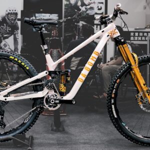 Rám Da Bomb MOAB High Pivot - Super Enduro