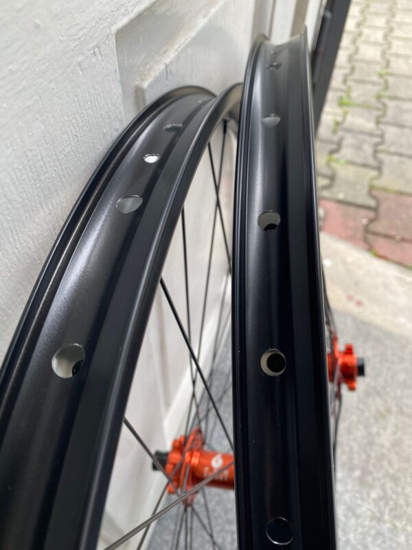 Zapletená kola 29" Müller's E30 BOOST, TLR, ořech XD, nosnost 175kg - Image 18