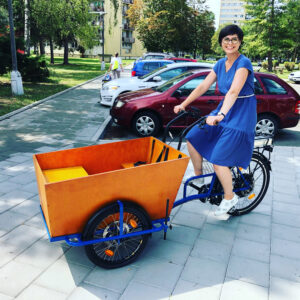 Rozkládací elektro cargobike pro 4 děti - tříkolka - BAZAR